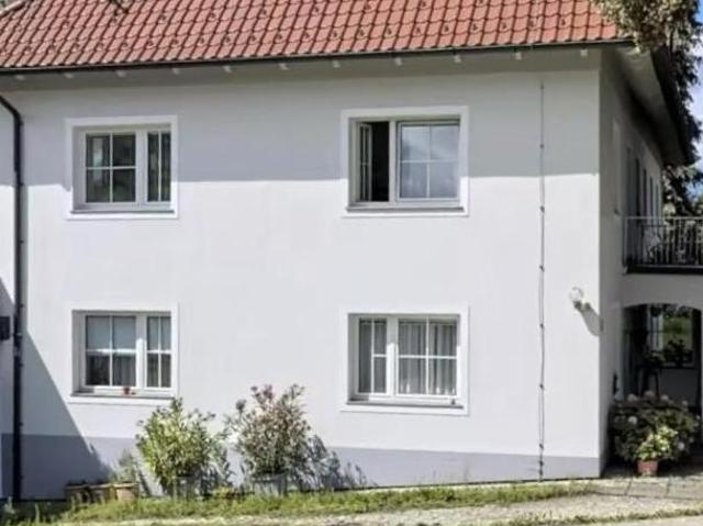 Zu Vermieten 2 Schlafzimmer Wohnung Scharten AUT DLS102115257