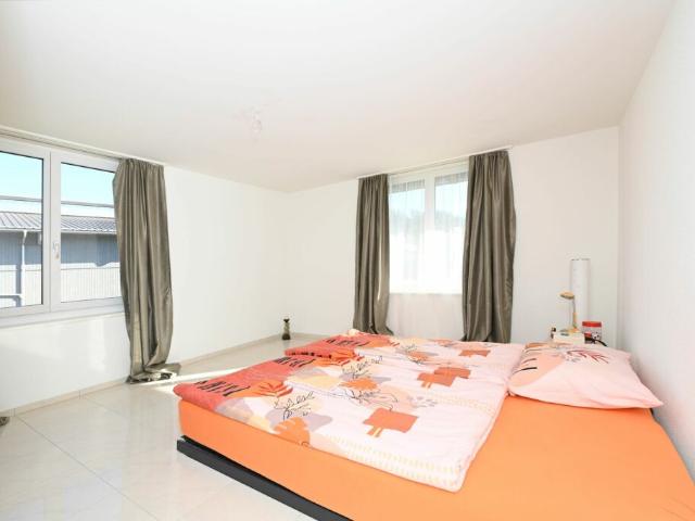 zu vermieten 4 Zi Wohnung mit Essküche OG Kopie