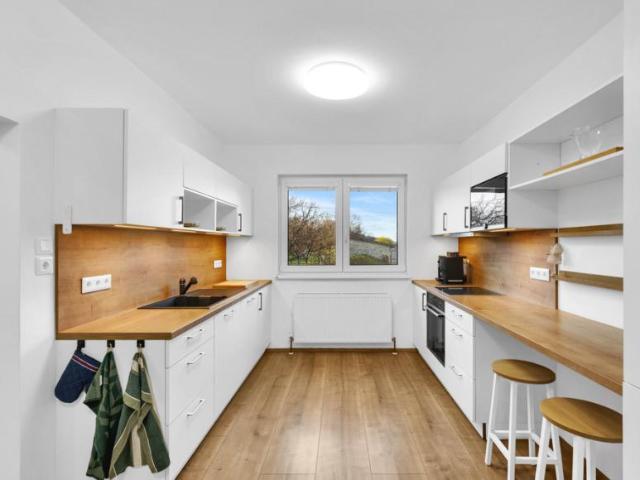 Zu Vermieten 4 Schlafzimmer Haus Wolfsthal Wolfsthal DS103961071