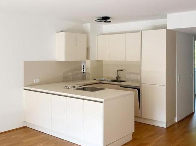 Zu Vermieten 4 Schlafzimmer Wohnung Tirol Tirol DS103414168