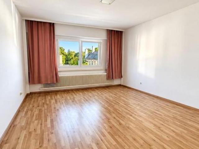 Zu Vermieten 4 Schlafzimmer Wohnung Niederösterreich Niederösterreich DS105718616