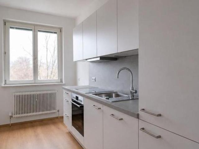 Zu Vermieten 4 Schlafzimmer Wohnung Salzburg Salzburg DS104642280