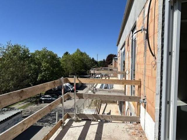 Zu Vermieten 4 Schlafzimmer Wohnung Salzburg Salzburg DS105053320