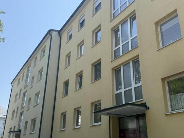 Zu Vermieten 4 Schlafzimmer Wohnung Salzburg Salzburg DS105076096