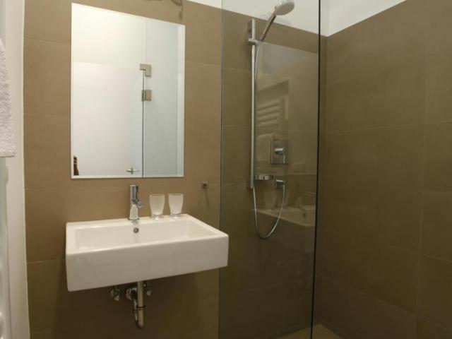 Zu Vermieten 6 Schlafzimmer Wohnung Vienna Vienna DS102340783