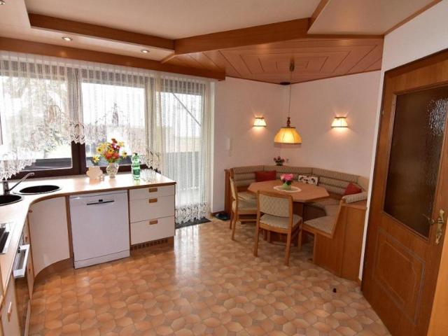 Zu Vermieten 6 Schlafzimmer Wohnung Manhartsbrunn AUT DS98943039