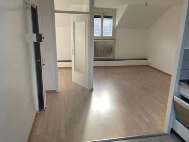Zu vermieten – Angenehme 3 Zimmer Wohnung in Old Carouge