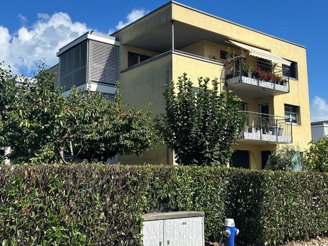 Zu vermieten Hervorragende professionelle Räumlichkeiten mit 3,5 Zimmern Mit Parken