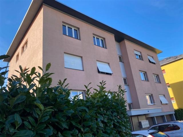 ZU VERMIETEN IN BELLIZONA NORD HÜBSCHES EINZIMMERAPARTMENT