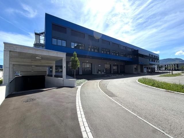 Zu vermieten in Einsiedeln  Gewerbefläche ab 50m2 1850 m2, flexibel ausbaubar !