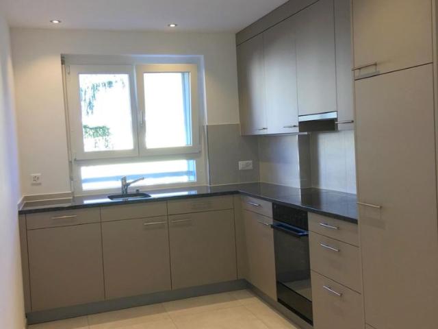 Zu vermieten in Orpund: moderne 3 Zimmer Wohnung