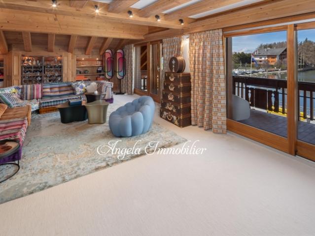 Zu vermieten – Luxus Maisonette mit Blick auf den Étang Long und den Golfplatz Crans Montana