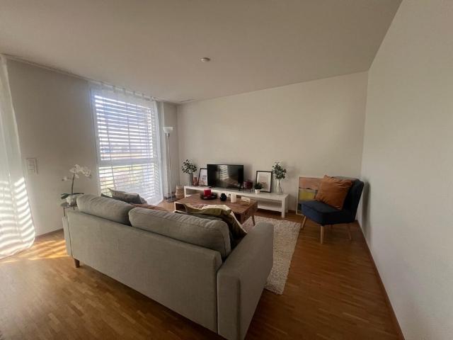 Zu vermieten sind 3,5 Zimmer im ersten Stock in Martigny zu vermieten