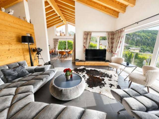 Zu vermieten pro Woche Sublime zeitgenössisches Haus mit 3,5 Zimmern in Lens