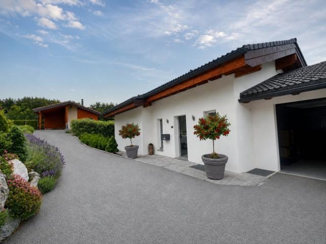Zu vermieten pro Woche Sublime zeitgenössisches Haus mit 3,5 Zimmern in Lens