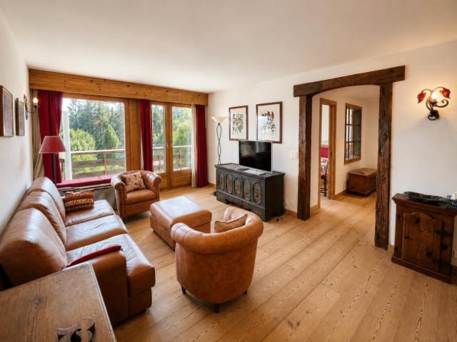 Zu vermieten pro Woche Ski in, Ski out Apartment mit 5,5 Zimmern und 2 Indoor Parkplätzen in Montana