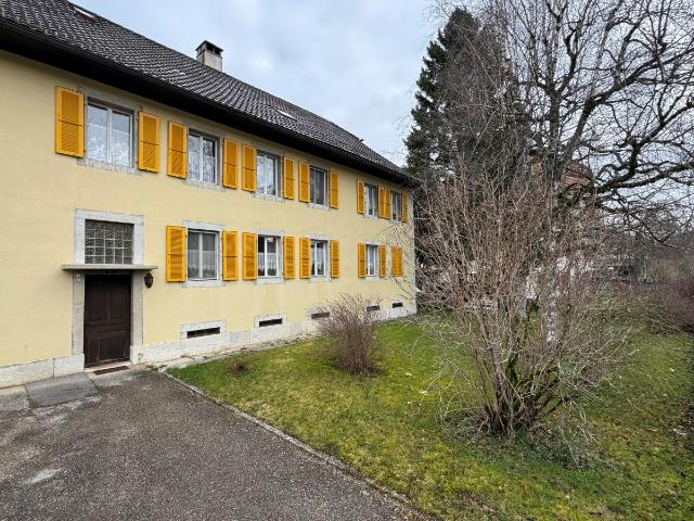 Zu vermieten – Renovierte 3,5 Zimmer Wohnung mit 60 m²
