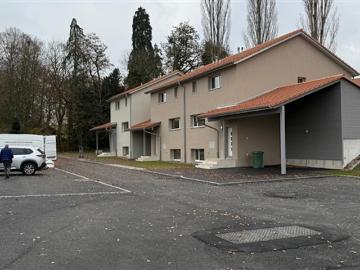 ZU MIETEN – NEUE VILLA IN MISERY COURTION – WOHN UND RUHIGE UMGEBUNG