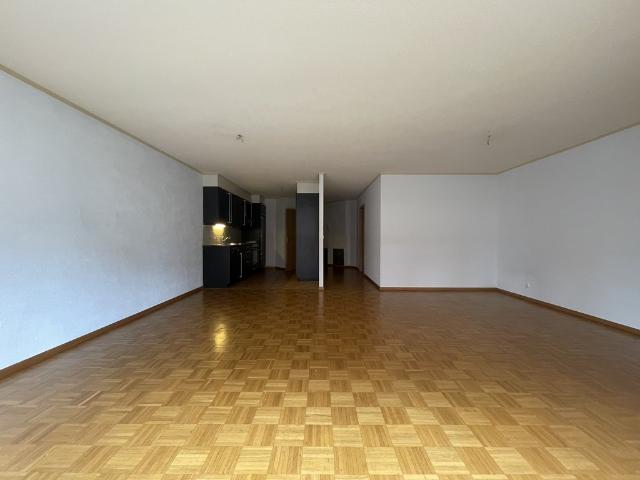 Zu mieten sind 4 Zimmer im ersten Stock zu vermieten