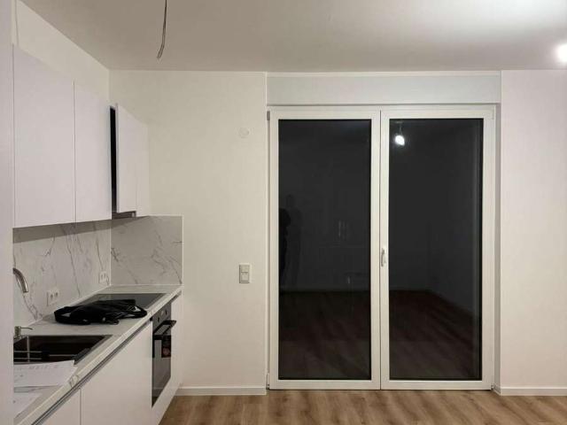 [ZUM 01.11.26] [Ab SOFORT] 2 Zi. Neubau mit EBK & Balkon am Bundesplatz