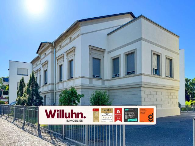 Zum 01.11.! 2 Balkone | 2 Bäder | Klimaanlage | Stellplatz | in 2020 sanierter Villa am Wallgraben