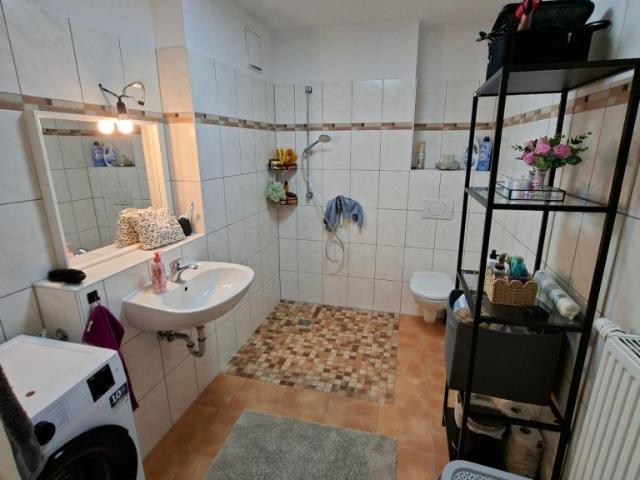 Zum 01.11.: Seniorengerechte 1 Zimmer Wohnung in ruhiger Lage