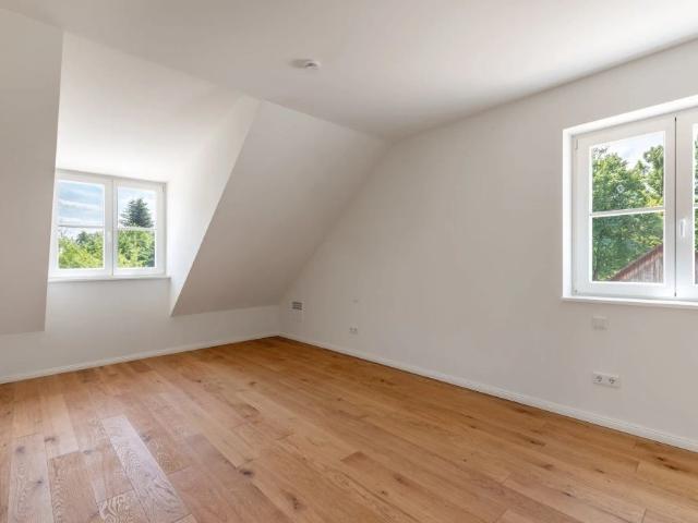 Zum Erstbezug: Modernes Reiheneckhaus mit Terrasse in ruhiger Lage