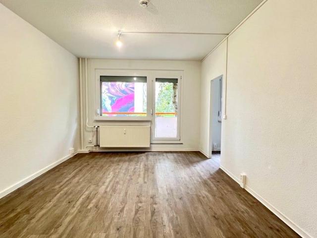 Zum Wohlfühlen: 3 Zimmerwohnung im Erdgeschoß mit Balkon!
