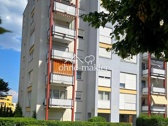 Zum Wohlfühlen, 3,5 Zimmer Wohnung mit Balkon in Sindelfingen Nord