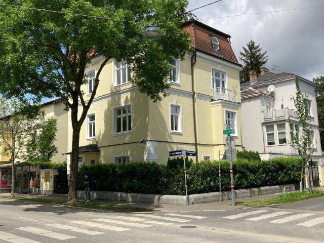 Einzigartige Villa mit Charme & vielseitigem Nutzungspotenzial