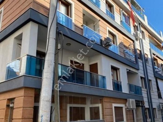 Zübeyde Hanım Mahallesinde Satılık Ferah, Ara Kat 2+1 Daire!