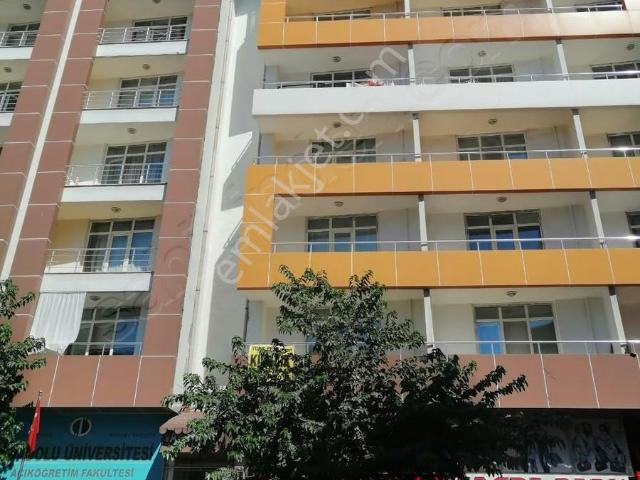 Zübeyde Hanım Cad. Acil Satılık 1+1 Eşyalı Daire