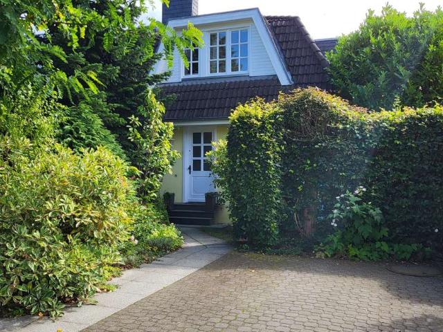 Zuhause mit 7 Zimmern und viel Platz in Norderstedt