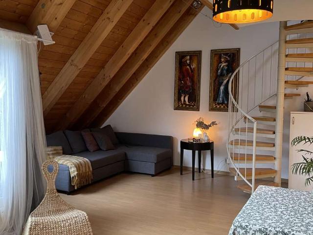 Zuhause mit 1,5 Zimmern und Balkon in Stuttgart