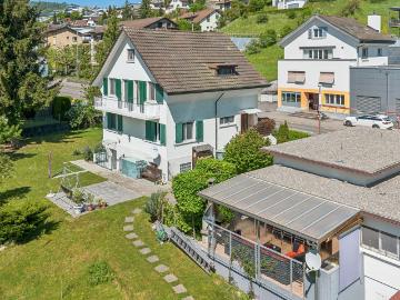 Zuhause mit traumhafter Gartenidylle in Aarenähe