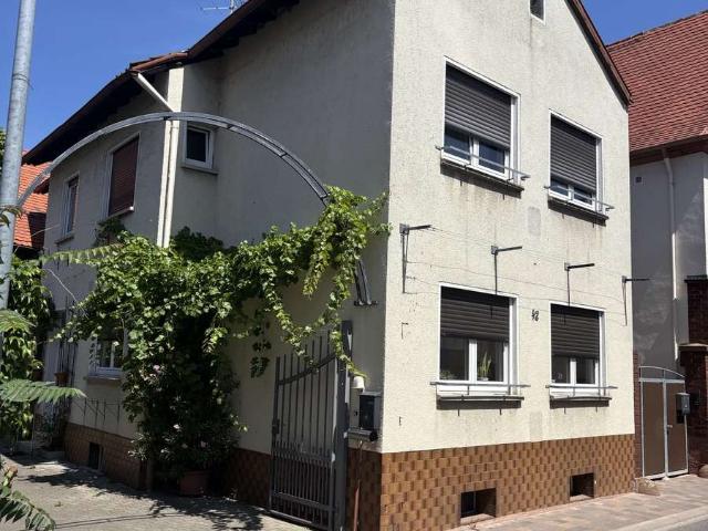 Zuhause mit viel Platz in Niederkirchen bei Deidesheim