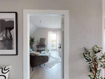 Zuhause mit Abendsonne charmante 2 Zimmer Wohnung im Dachgeschoss