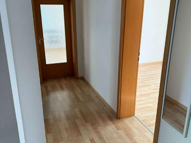 Zuhause mit drei Zimmern und Balkon in Teningen