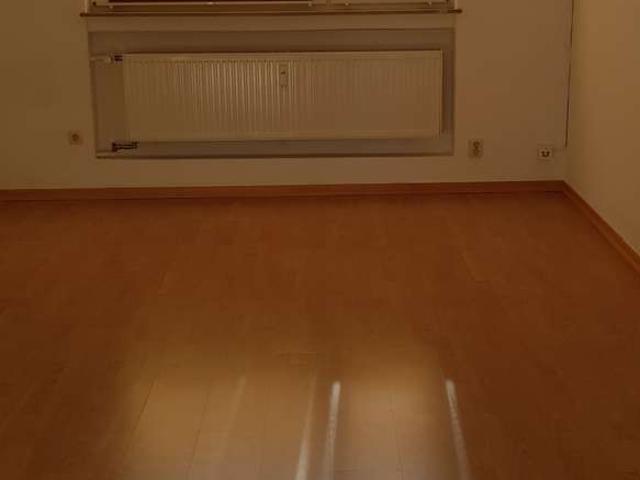 Zuhause mit einem Zimmer in Ginnheim zentrale Lage