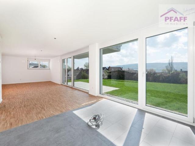 Zuhause ankommen in Gaienhofen! Traumhafte Erdgeschosswhg. mit 3 Zimmern, Küche und 200m² Garten