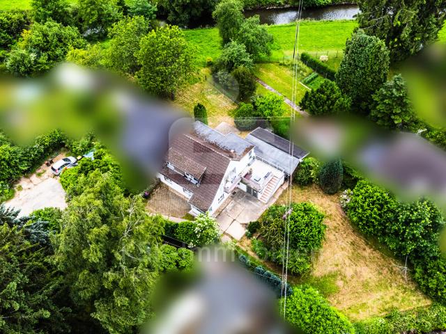 Zuhause im Grünen Charmantes Zweifamilienhaus mit Gästehaus!