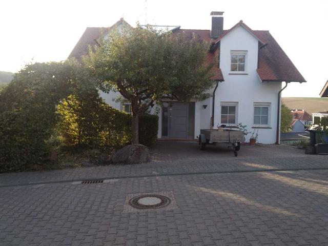 Zuhause im Grünen mit viel Platz in Groß Umstadt