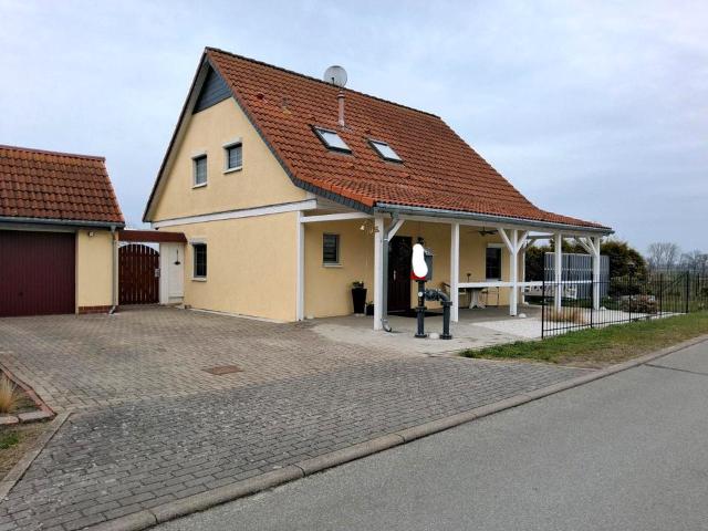 zukunftssicheres großes Einfamilienhaus in Wildberg