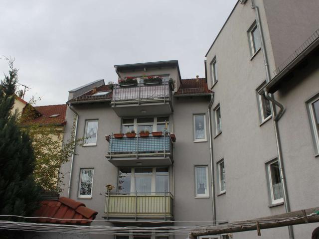 gepflegtes Haus mit 11 Wohnungen BJ1999 mit Aufzug zu verkaufen!