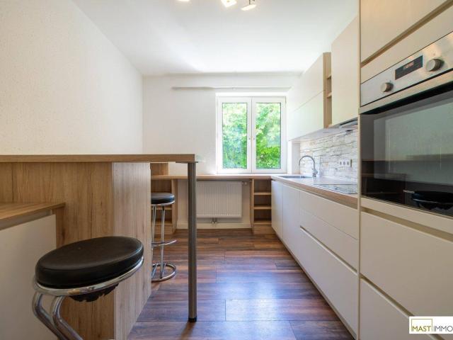 Zur Gänze sanierte 2 Zimmer Wohnung inkl. hochwertiger Einbauküche in ausgezeichneter Lage