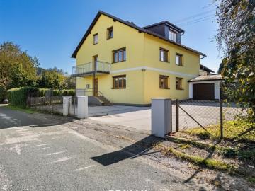 Etagenwohnung for rent in 9073 - Parkplatz