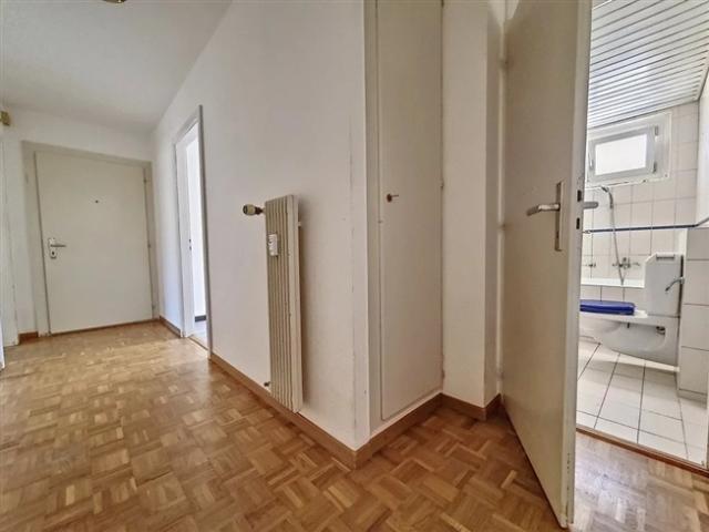 Zur Miete einer 4 Zimmer Wohnung im 3. Stock in Sierre