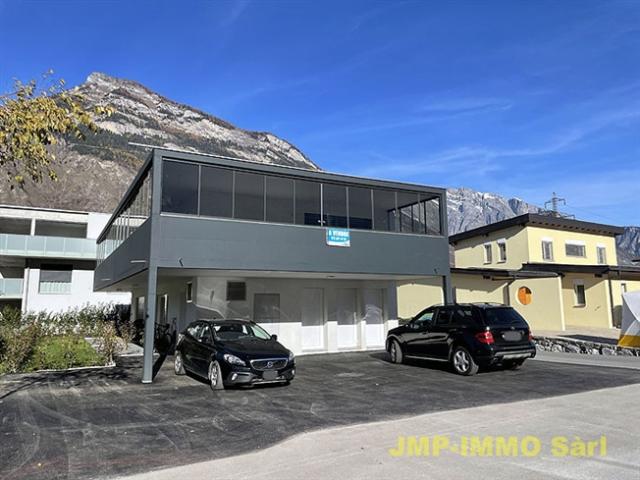 ZU ERWERBEN Schönes neues Dachgeschoss Apartment