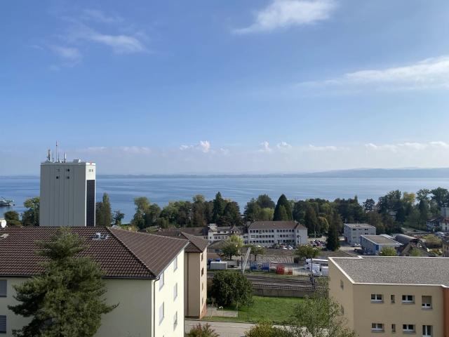 Zur Vermietung ab dem 1. Dezember 2026 – Wunderschöne 2,5 Zimmer Wohnung mit atemberaubendem Blick auf den See in Saint Aubin NE