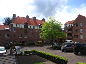Zustersteeg 8